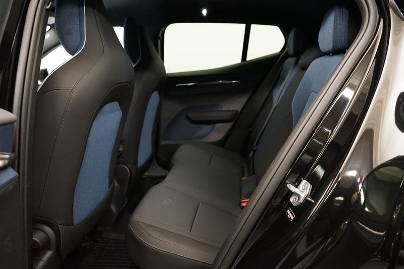 Volvo EX30 bild 6