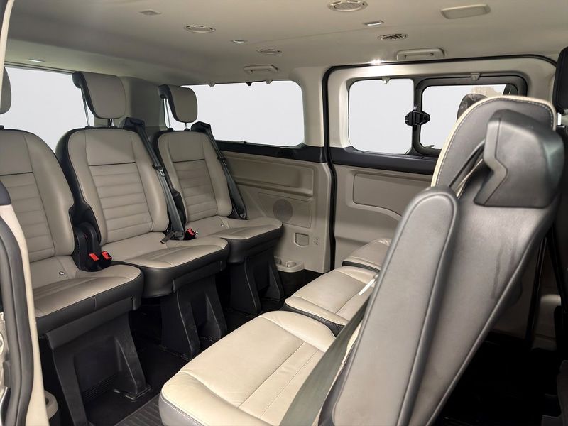 Ford Tourneo Custom bild 9