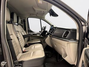 Ford Tourneo Custom bild 14