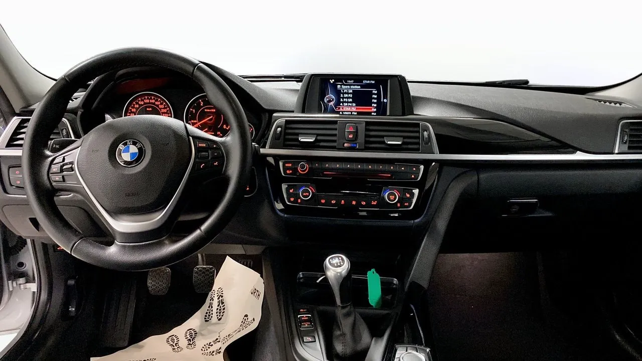 BMW 318 bild 10