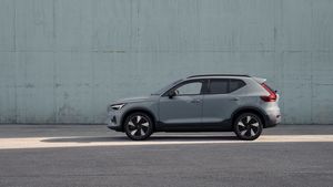 Volvo EX40 bild 12