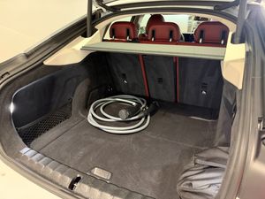 BMW i4 bild 6
