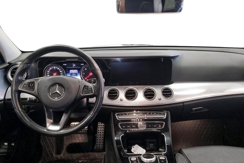 Mercedes E220 bild 8