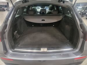Mercedes E220 bild 6