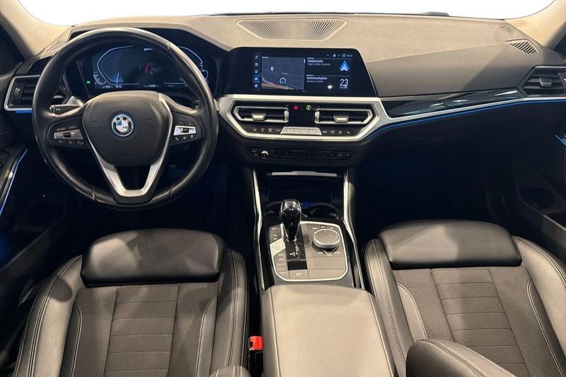 BMW 330 bild 11
