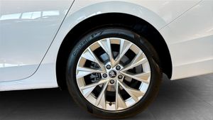 Skoda Superb bild 6