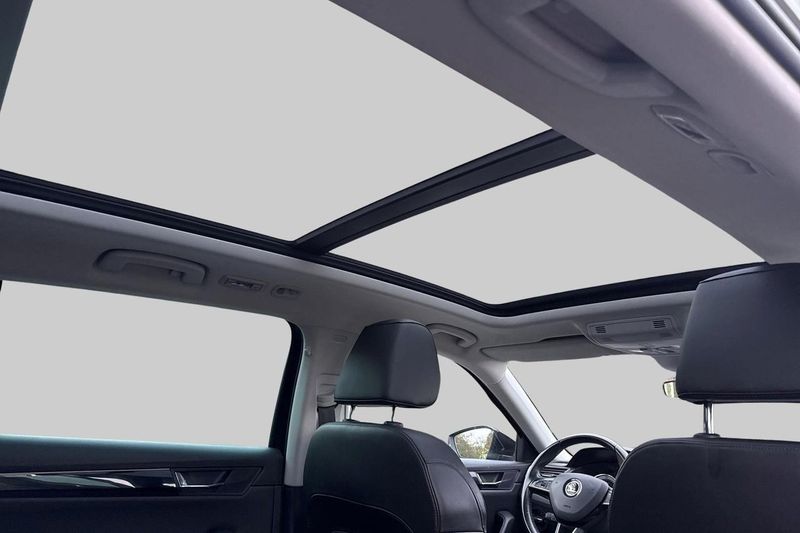 Skoda Superb bild 12
