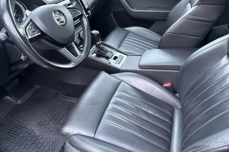 Skoda Superb bild 3