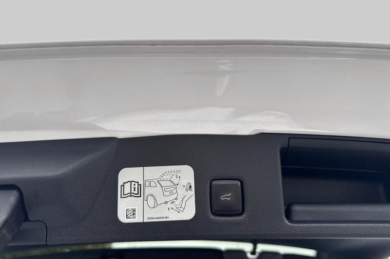 Ford Kuga bild 8