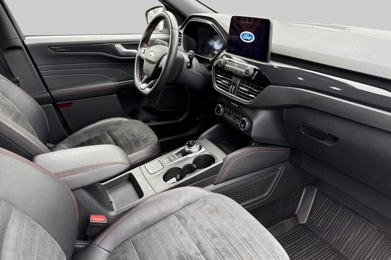 Ford Kuga bild 13