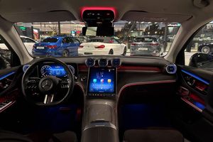 Mercedes GLC300 bild 10