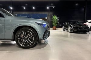 Mercedes GLC300 bild 4