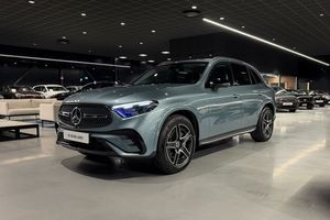 Mercedes GLC300 bild 1