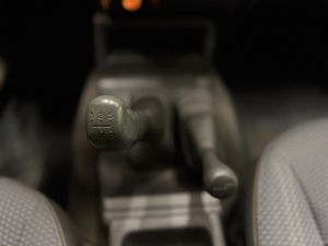 Mitsubishi L 200 bild 15