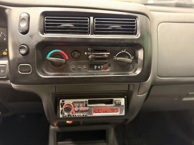 Mitsubishi L 200 bild 13