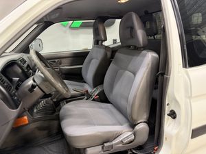 Mitsubishi L 200 bild 9