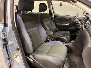 Toyota Corolla bild 11