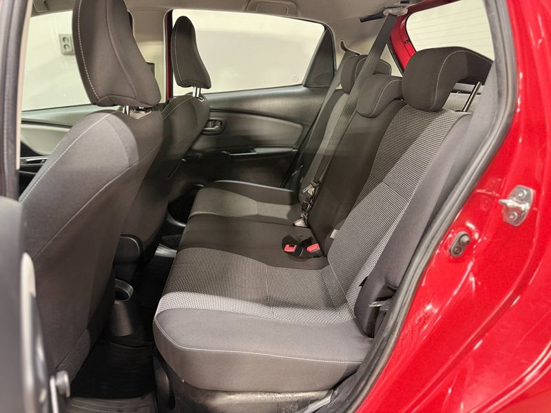 Toyota Yaris bild 12