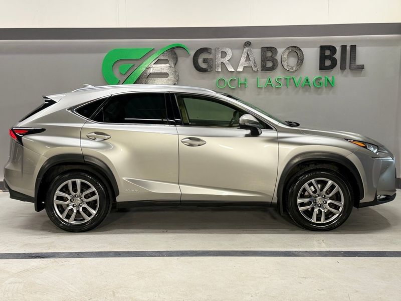 Lexus NX bild 7