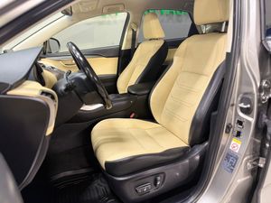 Lexus NX bild 10