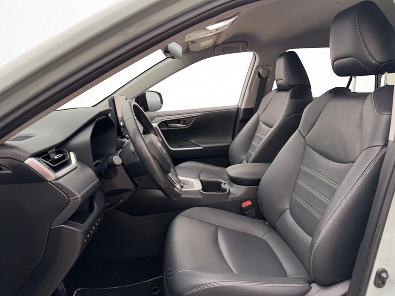 Toyota RAV4 bild 9