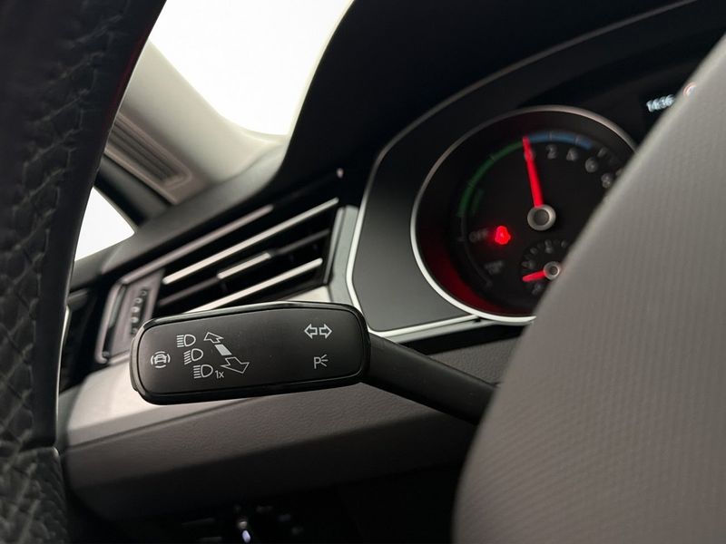 Volkswagen Passat bild 29