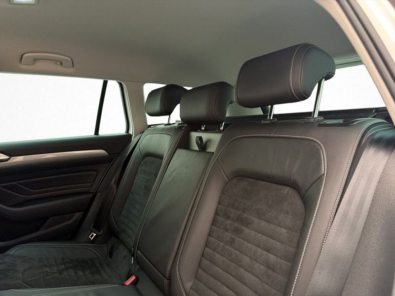 Volkswagen Passat bild 13