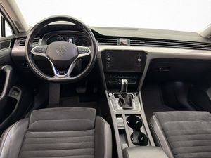 Volkswagen Passat bild 10