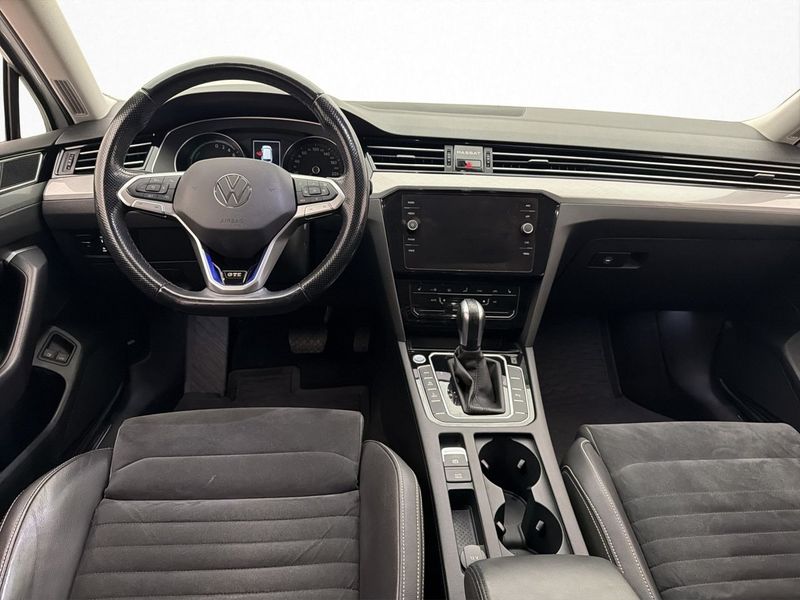 Volkswagen Passat bild 10
