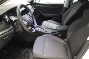 Skoda Octavia bild 7