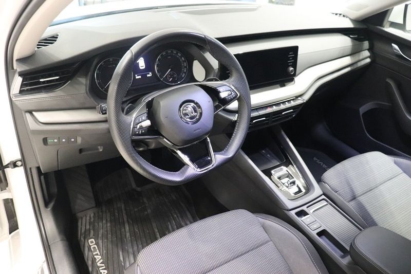 Skoda Octavia bild 9