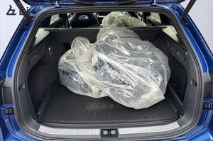 Volkswagen Passat bild 9