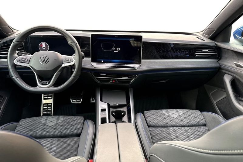 Volkswagen Passat bild 7
