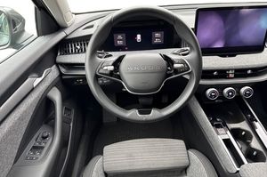 Skoda Superb bild 8