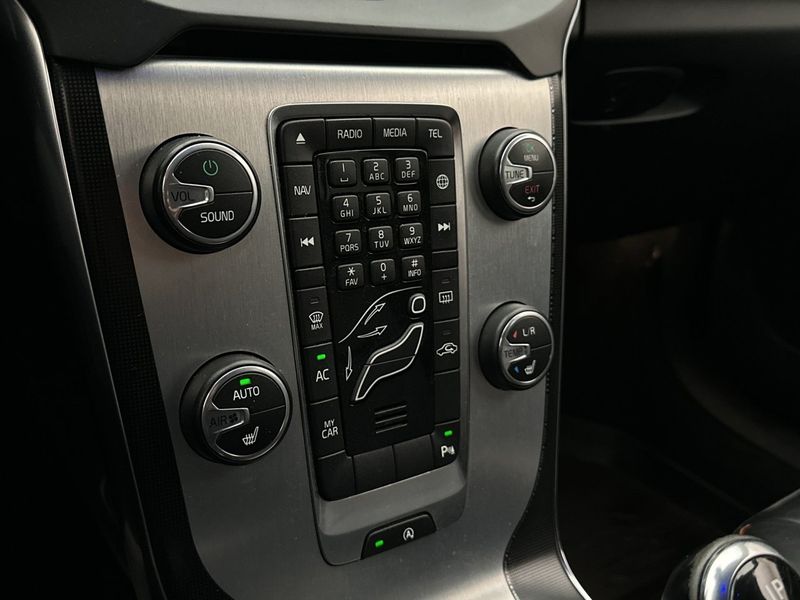 Volvo V40 bild 24