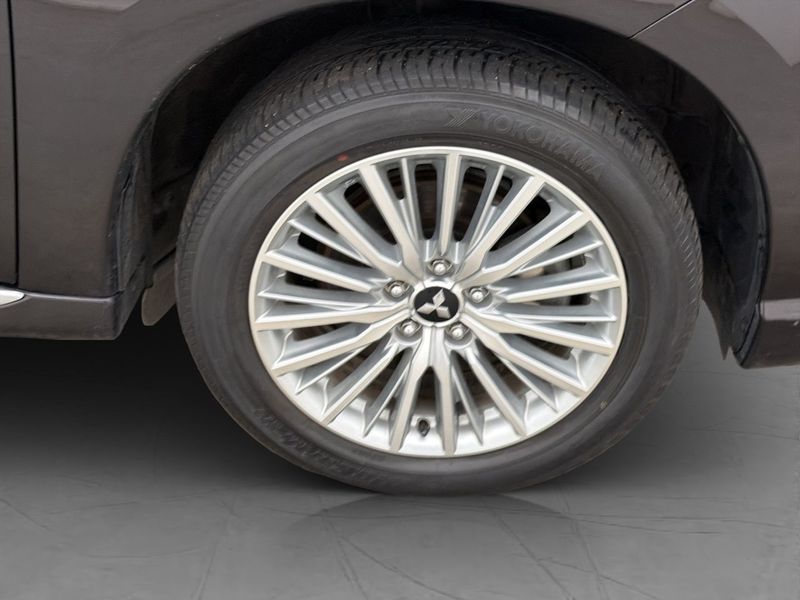 Mitsubishi Outlander bild 10