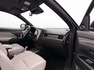 Mitsubishi Outlander bild 12