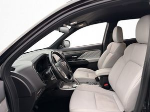 Mitsubishi Outlander bild 20