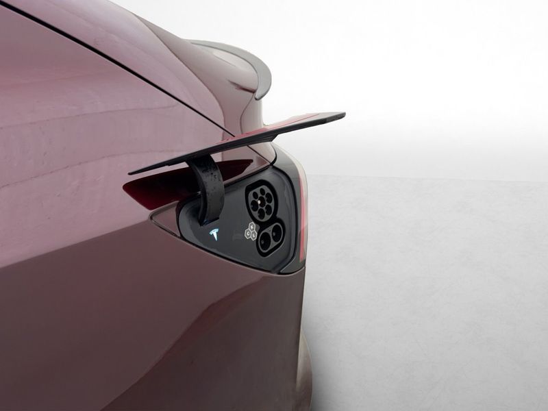 Tesla Model Y bild 22