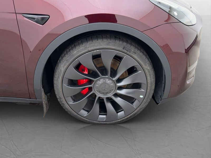 Tesla Model Y bild 11
