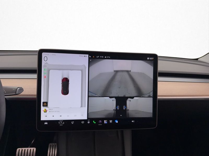 Tesla Model Y bild 30