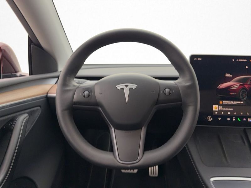 Tesla Model Y bild 18