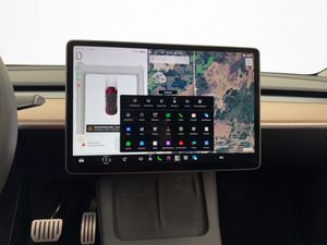 Tesla Model Y bild 24