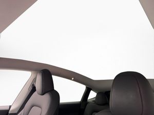 Tesla Model Y bild 21