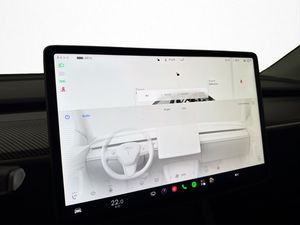 Tesla Model Y bild 21