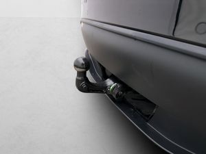 Tesla Model Y bild 10