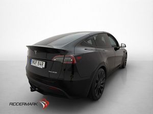 Tesla Model Y bild 8