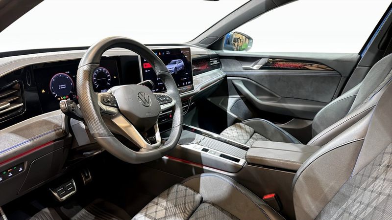 Volkswagen Passat bild 7