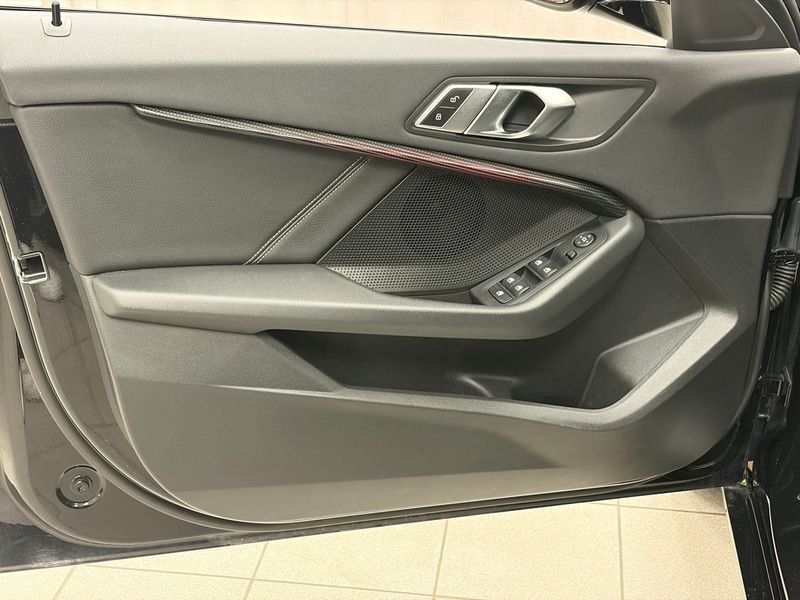BMW 118 bild 5