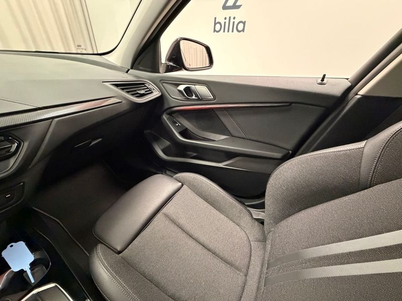 BMW 118 bild 22